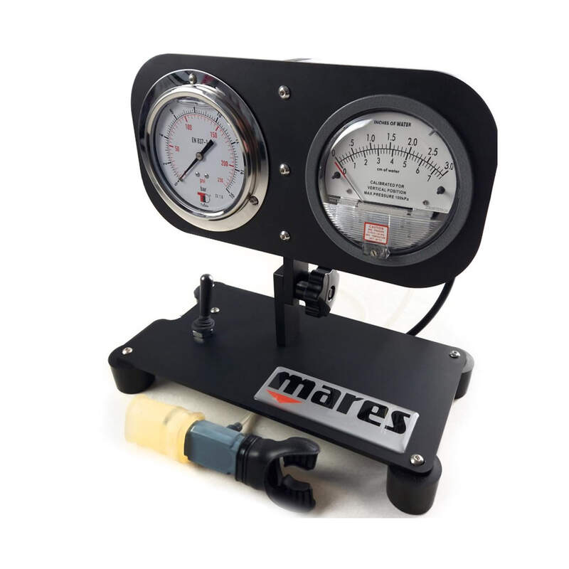 MARES XR Magnehelic Gauge Dual Stand
